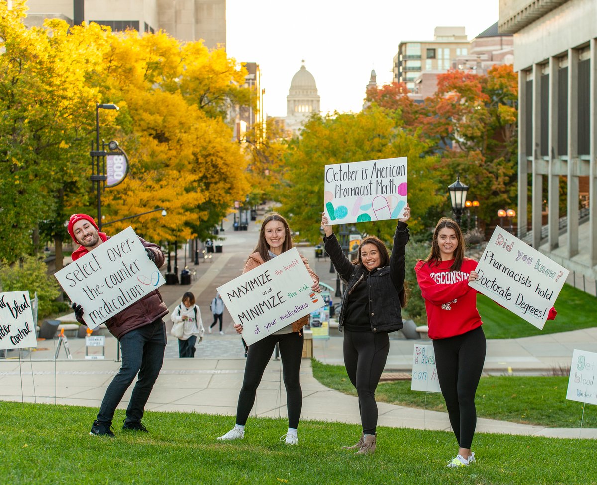 UWMadPharmacy's tweet photo. In their annual #APhM tradition, our PharmD students in the Wisconsin Society of Pharmacy Students placed signs on Bascom Hill and hosted an ice cream social to spread the word about the many ways pharmacists improve patient and community health. #APhM2022 #APhAASP https://t.co/Q7mQGLH73f