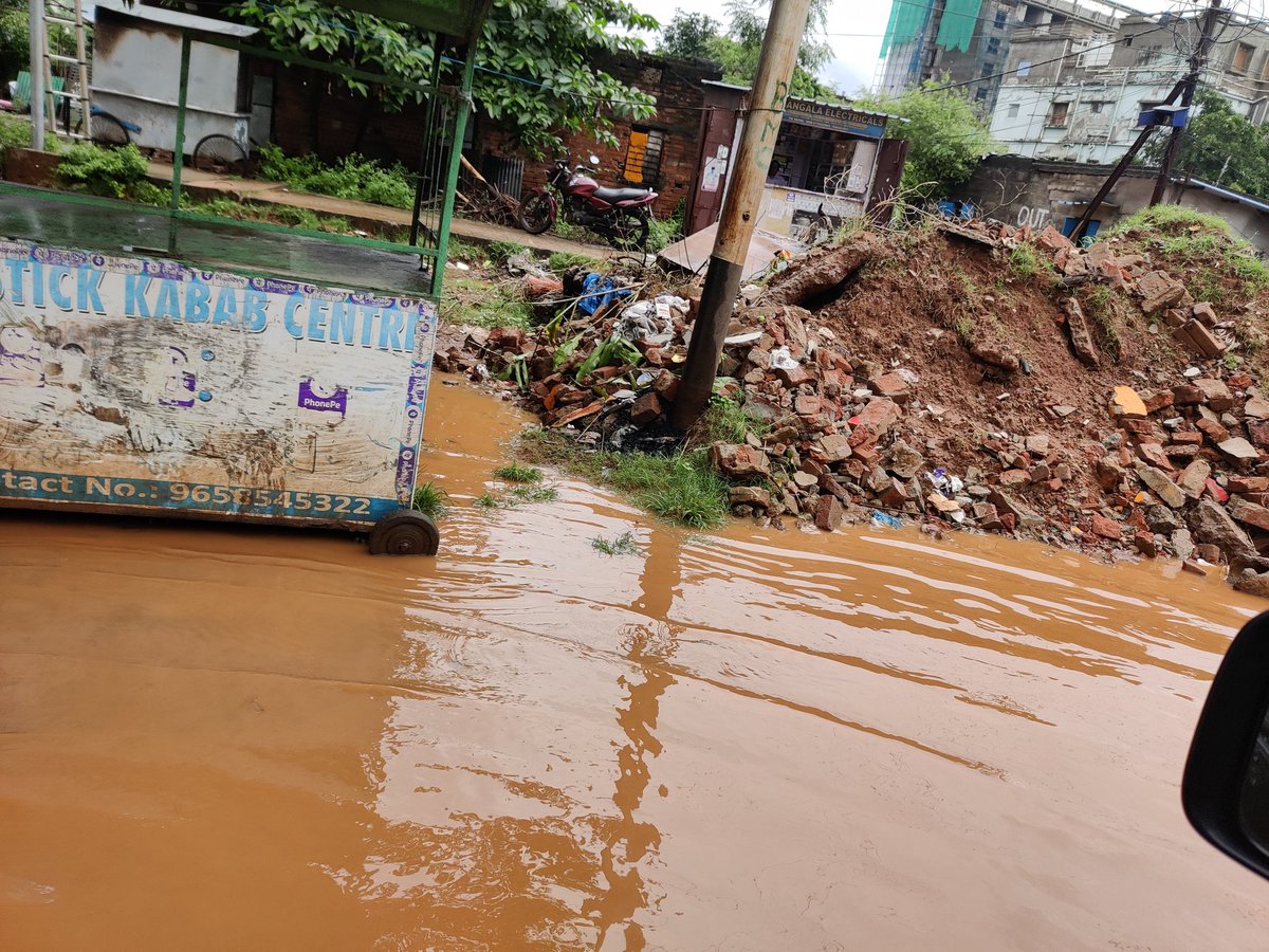 SumitaPatri's tweet photo. @bmcbbsr Behera Sahi road is damaged badly. https://t.co/Ib4vBpKrKq