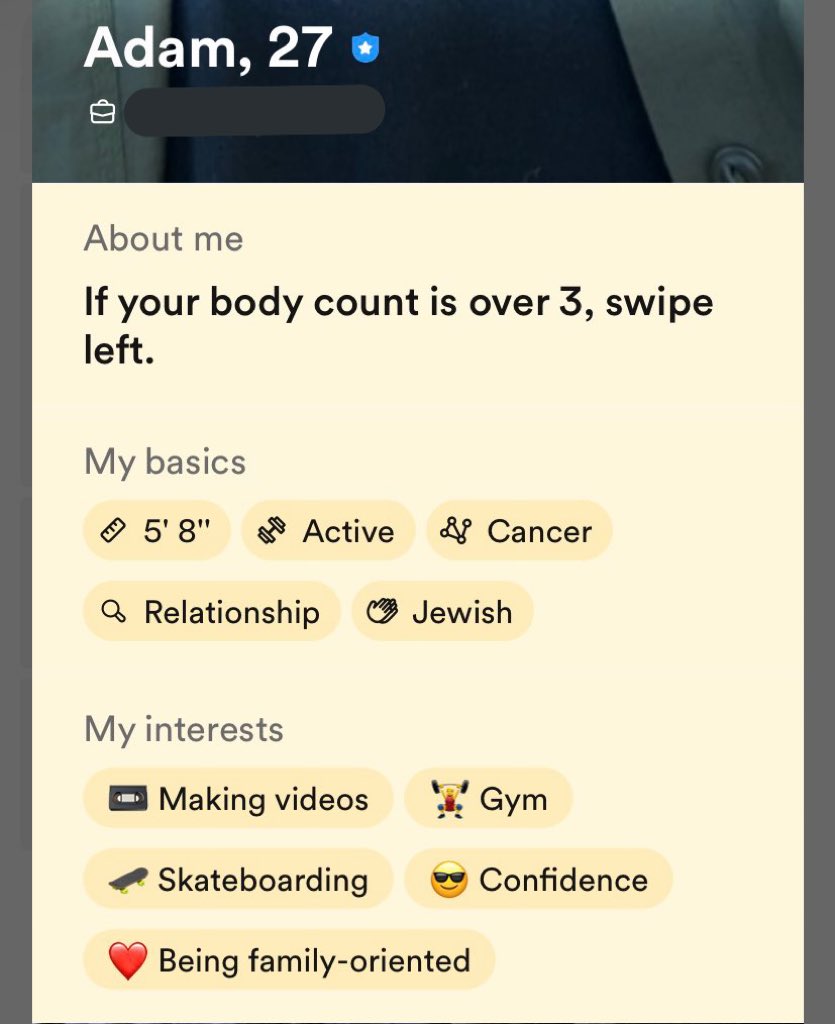 SheRatesDogs tweet media