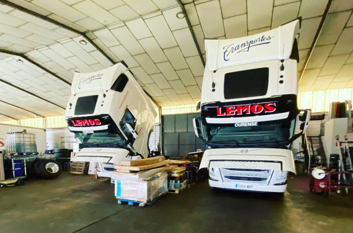tteshnoslemos's tweet photo. Seguimos trabajando con esfuerzo y dedicación!!!

#hnoslemos #lemos #tteslemos #camion #ourense #volvo #volvotrucks #trucker #camionesespañoles #transportistas #transportistasespañoles #volvofh #fh500 #isave https://t.co/NW8ha6o1kF
