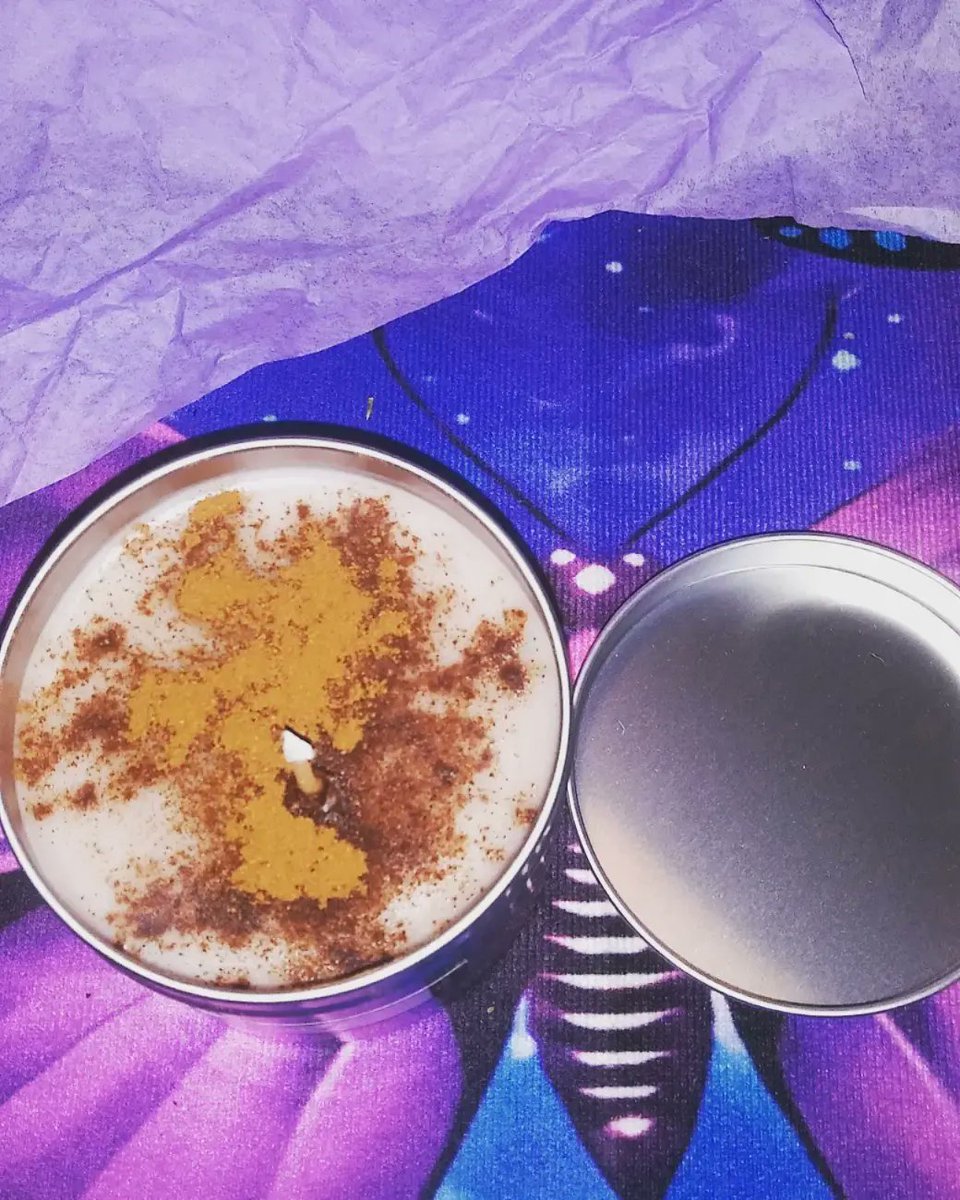 PurplePoetOne's tweet photo. Order your Fall Fragrance Candles now at
https://t.co/2gyIGElNy8 🍁🍃🍂☕🍑
#fall #FallLeavesFall #candles #FallFragrance #coffee #cinnamon #fuzzynavel #peach #SeasonsChange #FallEquinox https://t.co/c7mzsuCEYU