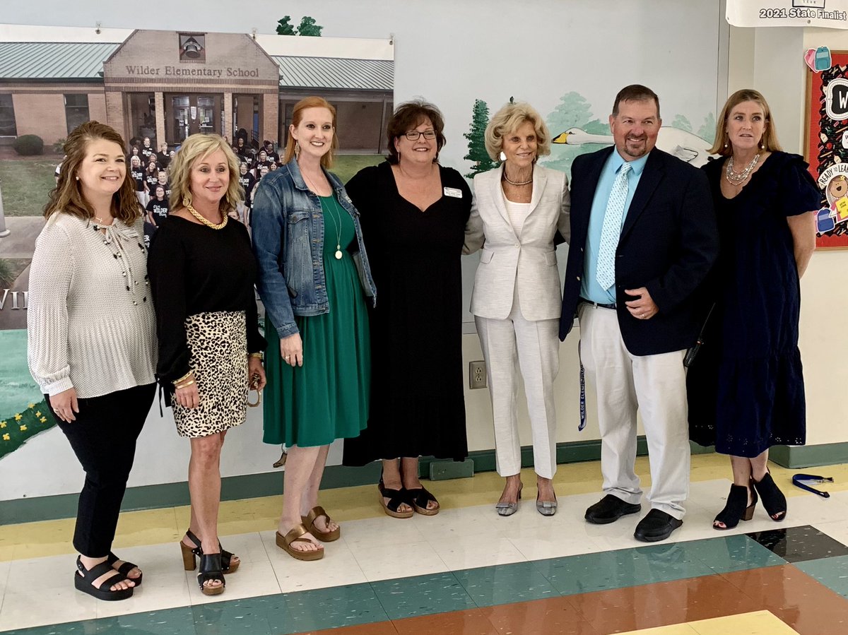 1stLadySC's tweet image. Had such an enjoyable visit with happy, bright, well-behaved children @SWilderelem, and an impressive leadership team. Thank you for inviting me to read with you. Can’t wait to do it again!