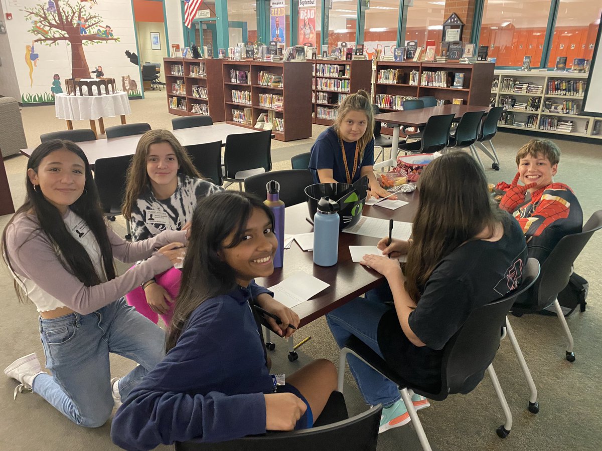 RMS Library (@rmslibrary91) on Twitter photo September lunch and learn in the RMS library. Mrs Nickelson taught the lost art of thank you notes and addressing envelopes. <a href="/HumbleISD_RMS/">Riverwood MS</a> <a href="/ElizabethFagen/">Liz Celania-Fagen</a> <a href="/MelissaMLeigh/">Melissa M. Leigh, Ed.D.</a> <a href="/HumbleISD_lib/">Humble ISD Libraries</a> <a href="/HISDParents/">Humble ISD Parents</a> September lunch and learn in the RMS library. Mrs Nickelson taught the lost art of thank you notes and addressing envelopes. <a href="/HumbleISD_RMS/">Riverwood MS</a> <a href="/ElizabethFagen/">Liz Celania-Fagen</a> <a href="/MelissaMLeigh/">Melissa M. Leigh, Ed.D.</a> <a href="/HumbleISD_lib/">Humble ISD Libraries</a> <a href="/HISDParents/">Humble ISD Parents</a>