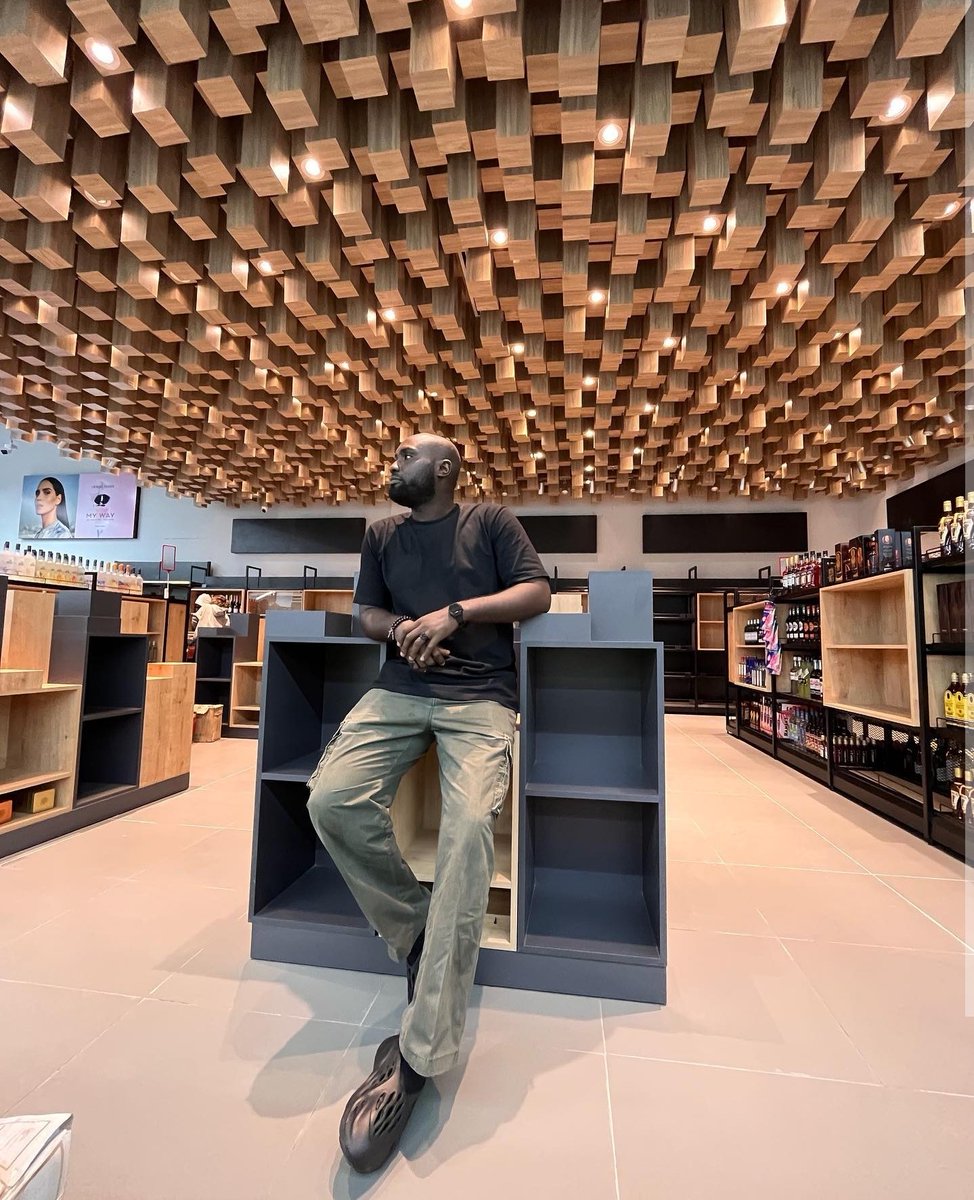 sellitin_PHCity's tweet image. Breaking NEWS 📰 Portharcourt!
This is not the Abroad, This is HyperCity Mall here in Portharcourt!
They will be launching in Portharcourt this Thursday!

I want to invite 2 of my followers and gv dem N3,000 shopping 🛒 money!

Tell me why that Person should be u?

Then Retweet