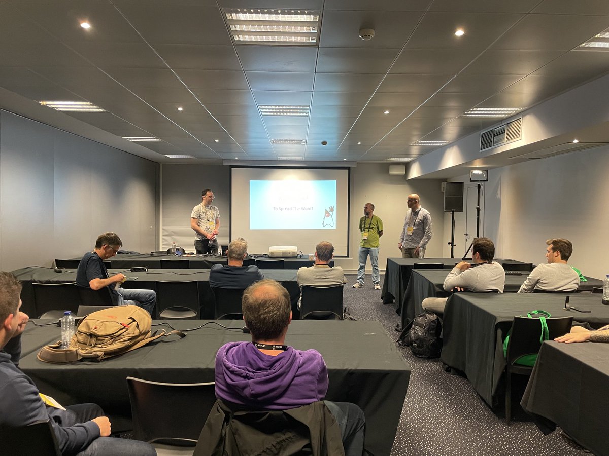 Louis Jacomet (@ljacomet) on Twitter photo Having nice conversations with the Belgian Java community (and more) <a href="/BeJUG/">Belgian JUG</a> <a href="/BruJUG/">Brussels Java UG</a> <a href="/AntwerpJUG/">Antwerp Java User Group</a> <a href="/bescala/">BeScala</a> Let’s start local meetups again! Having nice conversations with the Belgian Java community (and more) <a href="/BeJUG/">Belgian JUG</a> <a href="/BruJUG/">Brussels Java UG</a> <a href="/AntwerpJUG/">Antwerp Java User Group</a> <a href="/bescala/">BeScala</a> Let’s start local meetups again!