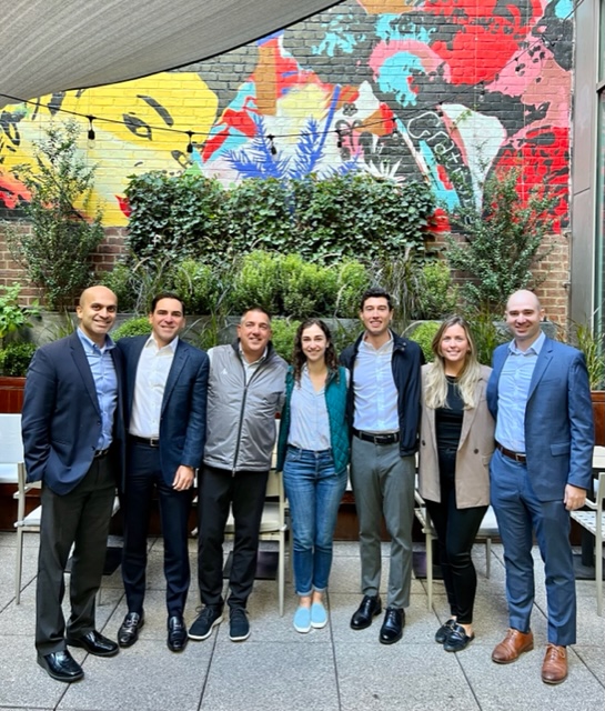 answerthecall's tweet image. Our Answer the Call Board Members are proud to mentor the next generation of philanthropic leaders.  Board Member @PaulAversano recently hosted 6 members of our Junior Committee for breakfast at the Core Club. #AnswerTheCall #NYPD #FDNY #Board #JuniorCommittee