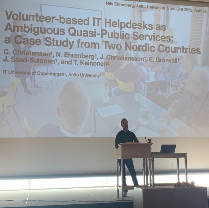 Public services, volunteer-ism and infrastructures: a matter of ambiguity. Snapshot from the presentation of our paper at "Work" session #NordiCHI2022