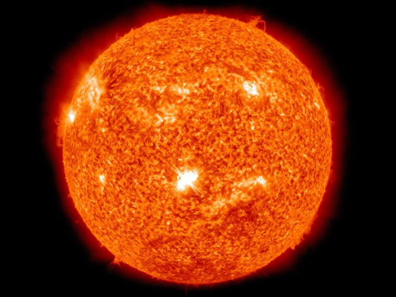 anythingbott's tweet photo. Would you simp for The Sun? https://t.co/3BHNhVfVM5