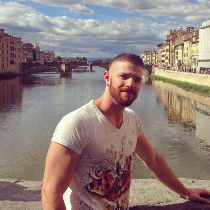 Watch Radagonnn86's leaked NSFW photo on TwXstars