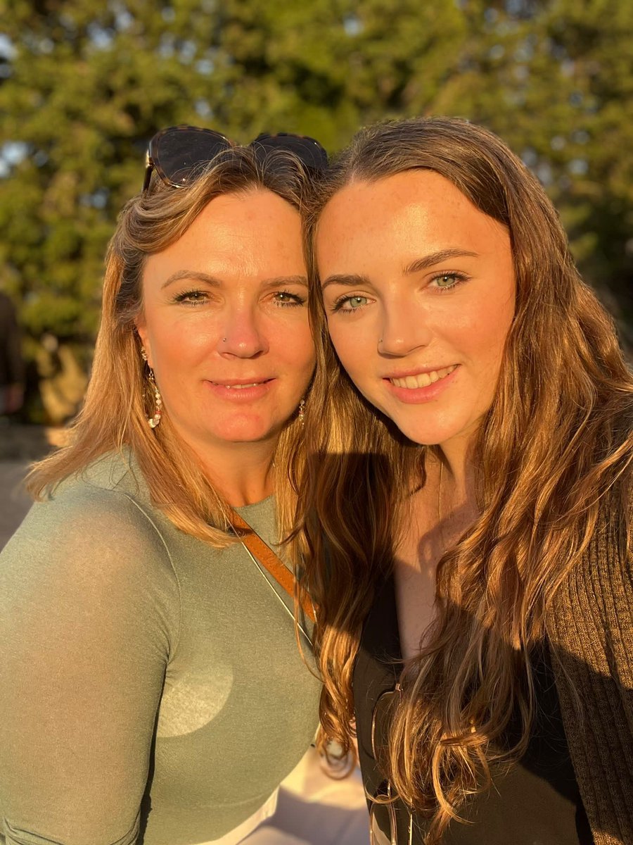 BravoUniformCIC's tweet photo. Had a blooming amazing time in Tuscany with this beauty….. my daughter Kiera .  On the way back stopped at the American War Cemetery and Memorial in Florence .  Stunning, poignant and very peaceful place.  Amazing tribute to the fallen. https://t.co/6BnRWFO7pJ