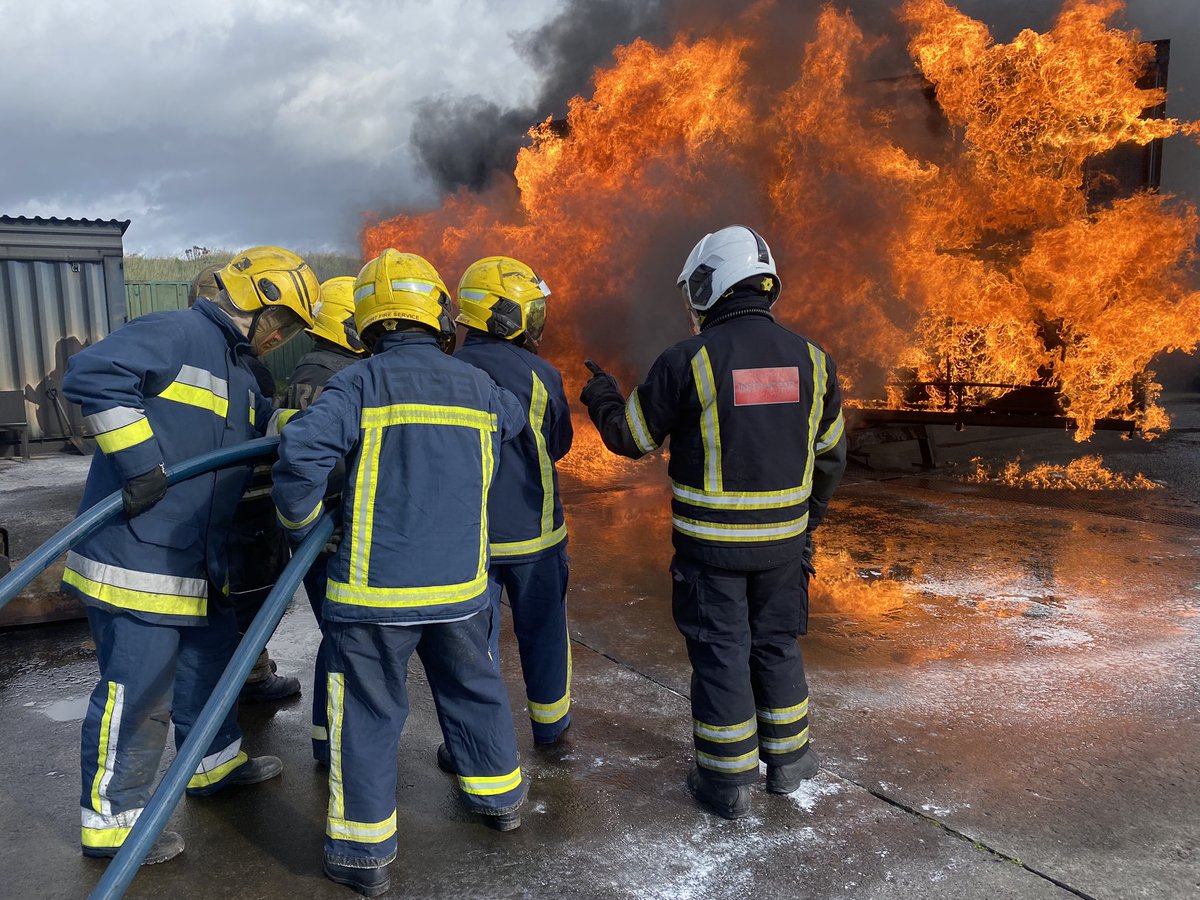 Emma Stuart tweet media