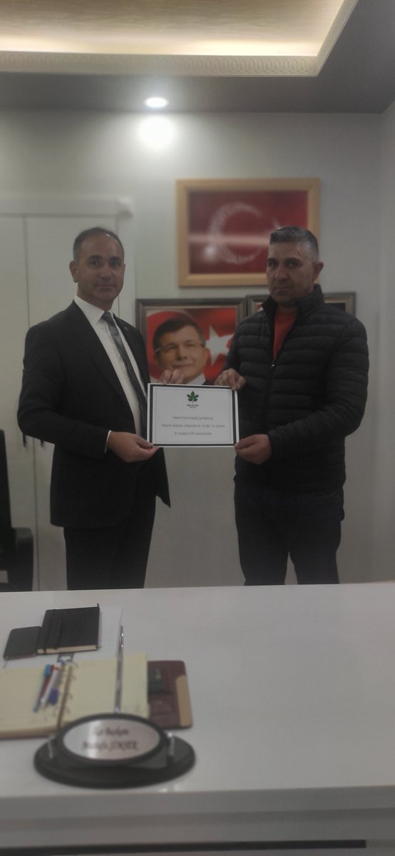 gelecekelmadag's tweet photo. #GelecekElmadağ 
Haftalık yönetim kurulu toplantımızı İlçe Başkanımız Sn: Mustafa Şimşek  başkanlığında gercekleştirdikYeni yönetim kurulumuza katılan Sn: #MustafaElmir beye  ilçe Başkanımız yetki belgesini takdim etti
@Ahmet_Davutoglu  @ankaragelecek06 @HakanTokach @M_simsek13 https://t.co/kar6dSoDrD