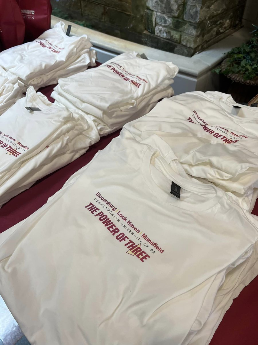 LockHavenUniv's tweet photo. Today, area school districts gathered on campus to sign an agreement guaranteeing admission, eligibility for merit-based scholarships, and on-campus housing at any Commonwealth University location: Lock Haven, Bloomsburg, and Mansfield. 

Read more 👇
https://t.co/2bXIyS70wp https://t.co/PtrucSlvxt