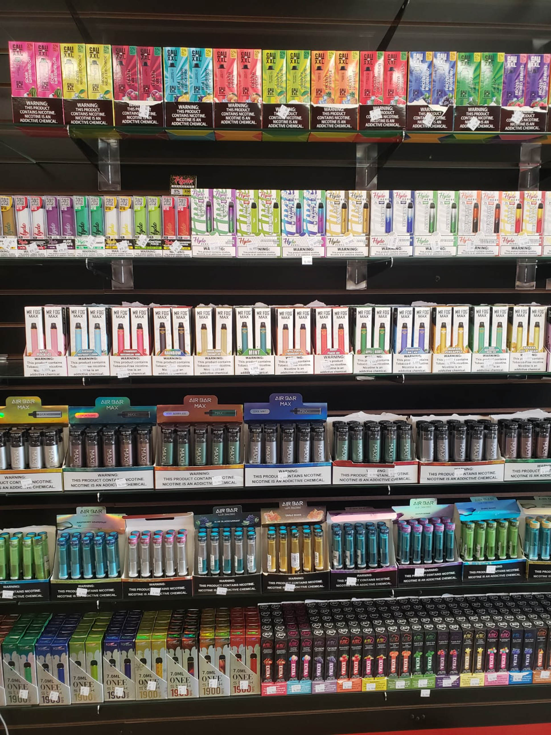 Tobacco and Vapor 2 (TobaccoVapor2_) / Twitter