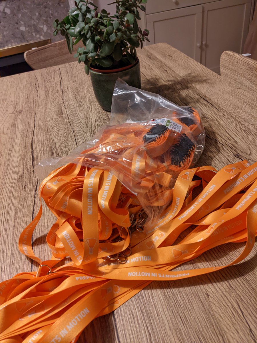MotionPod's tweet photo. I'm drowing in some very cool lanyards! I WILL be rocking one of these bad boys to work tomorrow. 

Who else wants one?

Lets make orange the colour of preprints!
@ASAPbio_ @biorxivpreprint @researchsquare https://t.co/llHt95p5PX