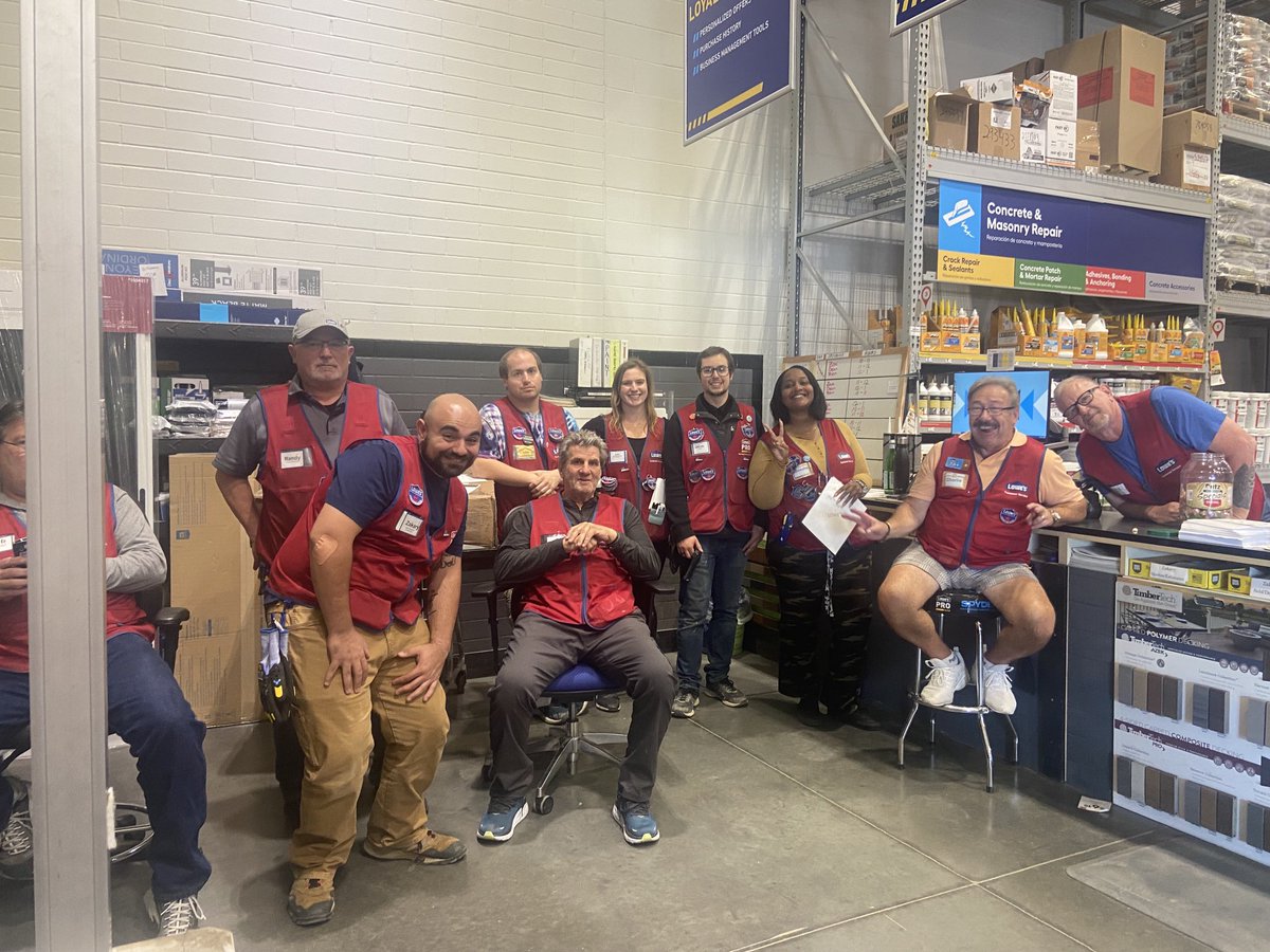 DeborahVarriale's tweet photo. #prorally!!!! ⁦@LowesFlemington⁩ store 2552 https://t.co/4pPYhyrkMX