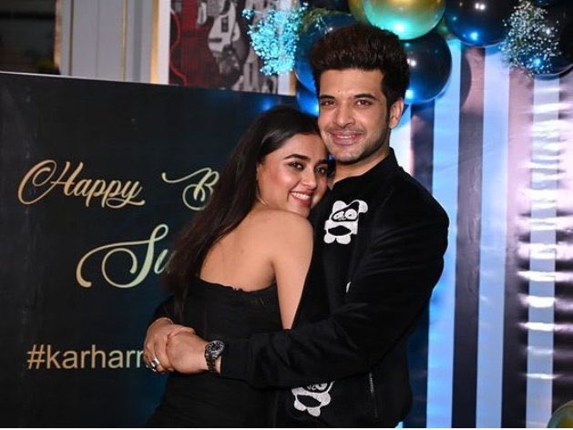 Dhru_vv's tweet photo. All in all a very emotional day. Didn’t do anything productive, anxiety took over, it always does, whenever it comes to them..😬

But got memories and moments to cherish forever. May god bless you both and happy birthday once again @kkundrra ! Keep smiling..😃😋

🧿❤️♾️
#TejRan https://t.co/gpu7S9bgNI