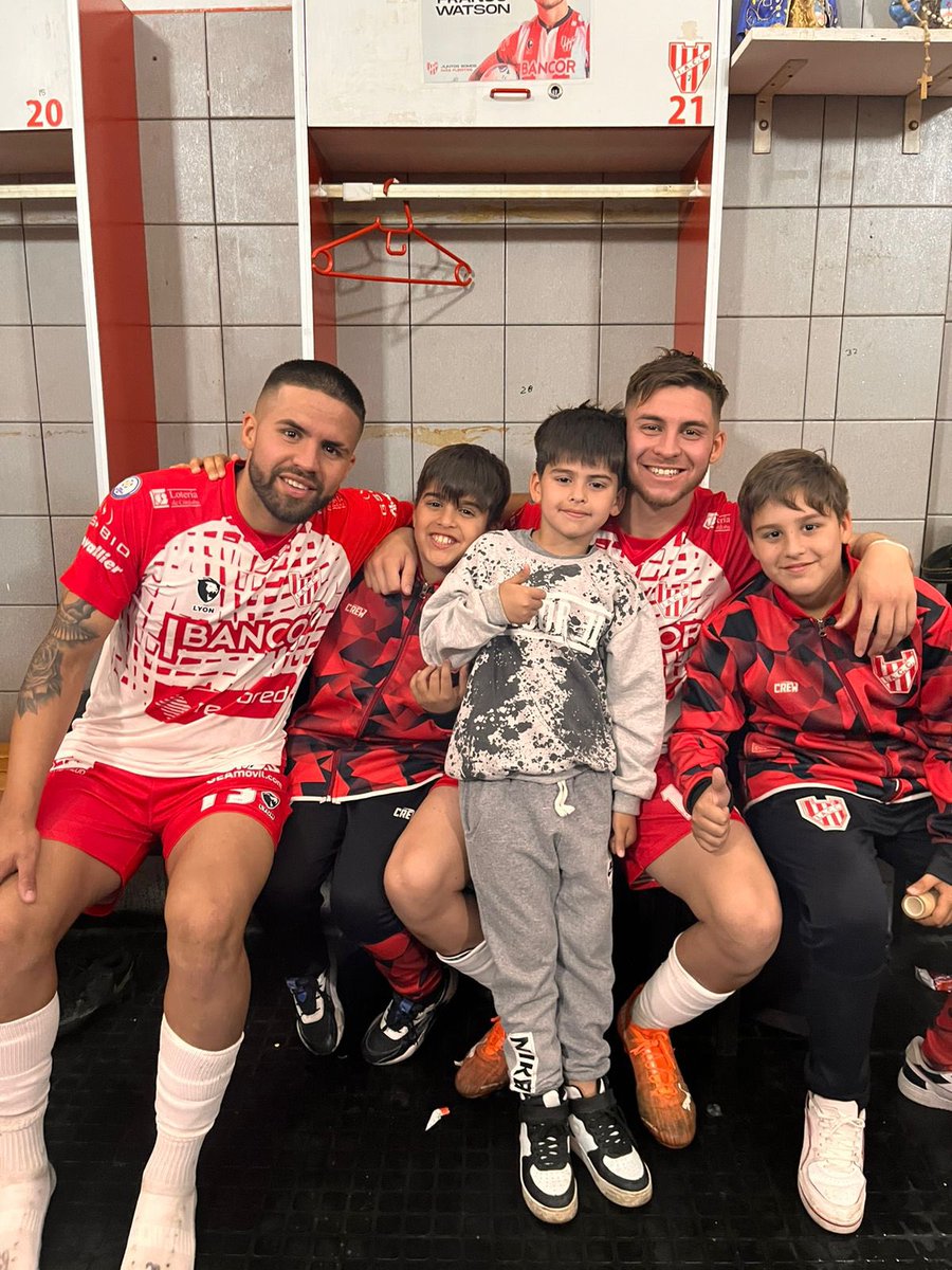 francowatson05's tweet photo. LOS AMO❤️.                                            @InstitutoACC 🔴⚪️🔴 https://t.co/XqR5YR55xN