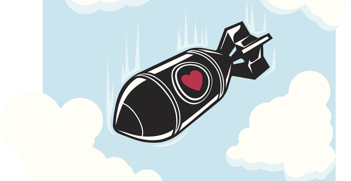 LOVE BOMBING A 'romantic' yet sinister manipulation technique. 🧵 Thread