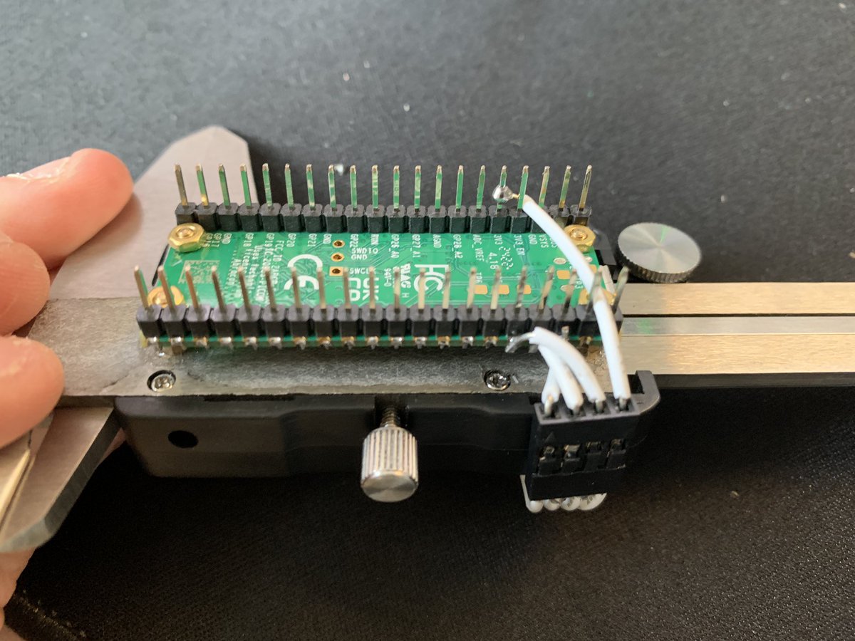 Digital calliper read out to USB with a <a href="/Raspberry_Pi/">Raspberry Pi</a> Pico. It will soon be installed on an #opensource mechanical testing machine as an extensometer. New oscilloscope for the home lab was invaluable at first ever attempt to decode a digital signal.