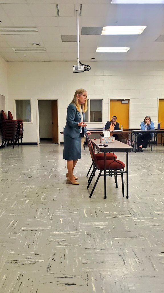 CynthiaMcCray19's tweet photo. Our Superintendent @LearnInHenry clearly articulated to new APs how to lead in Henry Co. Using the concept, We are the "bridge," leaders were able to understand how the bridge serves to connect the BOARD (policy makers) to the teachers in the classroom! #GrowingLeaders #APIP2023 https://t.co/SibdJws9NC