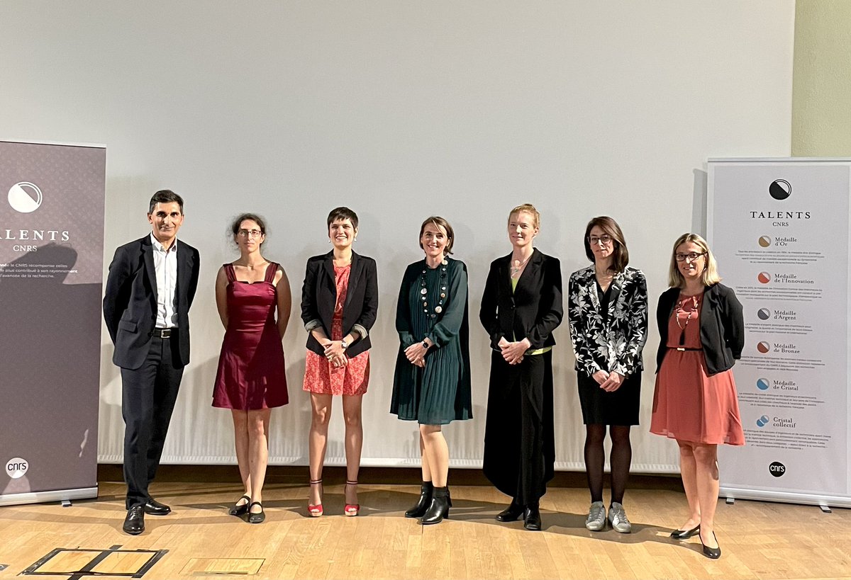 CNRS Provence et Corse (@cnrs_dr12) on Twitter photo #TalentsCNRS 🥈🥉💠 | 👏 Félicitations à nos 6 lauréats pour cette belle cérémonie de remise des médailles d’argent, de bronze et de cristal du <a href="/CNRS/">CNRS 🌍</a> Provence et Corse 2022 !
<a href="/IcrUmr7273/">ICR Institut Chimie Radicalaire</a> <a href="/imbe_marseille/">IMBE</a> @LEST_UMR7317 <a href="/LISM_CNRS_AMU/">Labo d'Ingénierie des Systèmes Macromoléculaires</a> <a href="/CPPMLuminy/">CPPM</a> #TalentsCNRS 🥈🥉💠 | 👏 Félicitations à nos 6 lauréats pour cette belle cérémonie de remise des médailles d’argent, de bronze et de cristal du <a href="/CNRS/">CNRS 🌍</a> Provence et Corse 2022 !
<a href="/IcrUmr7273/">ICR Institut Chimie Radicalaire</a> <a href="/imbe_marseille/">IMBE</a> @LEST_UMR7317 <a href="/LISM_CNRS_AMU/">Labo d'Ingénierie des Systèmes Macromoléculaires</a> <a href="/CPPMLuminy/">CPPM</a>