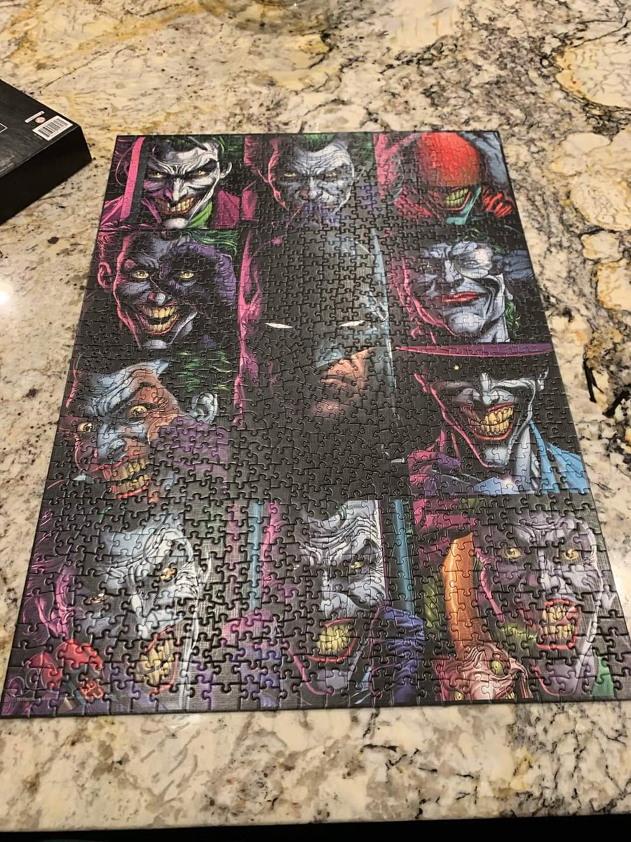ivan63273318's tweet image. Terminado el puzzle!! Me costó mucho terminarlo porque como saben soy daltónico.