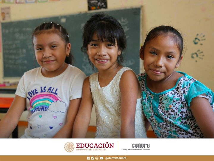 SlpConafe's tweet photo. La Asamblea General de Naciones Unidas declaró el 11 de octubre como el #DíaInternacionalDeLaNiña, con el objetivo de que pueda alcanzar un desarrollo integral. En el CONAFE atendemos a 284 mil 146 niñas en todo el país y promovemos el respeto de sus derechos.👶👧👩 https://t.co/yHUCKcfDNl