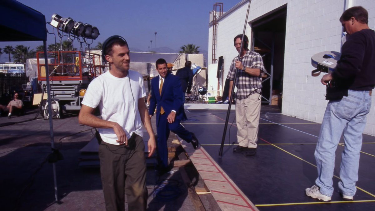CCinephilia's tweet photo. ‘Punch-Drunk Love’ turns 20: The Hilarity of Anxiety and Blossoming Love in Paul Thomas Anderson’s ‘art house Adam Sandler film’

⬇⬇⬇

https://t.co/QulWFz5xvA https://t.co/orN2ucVrDP