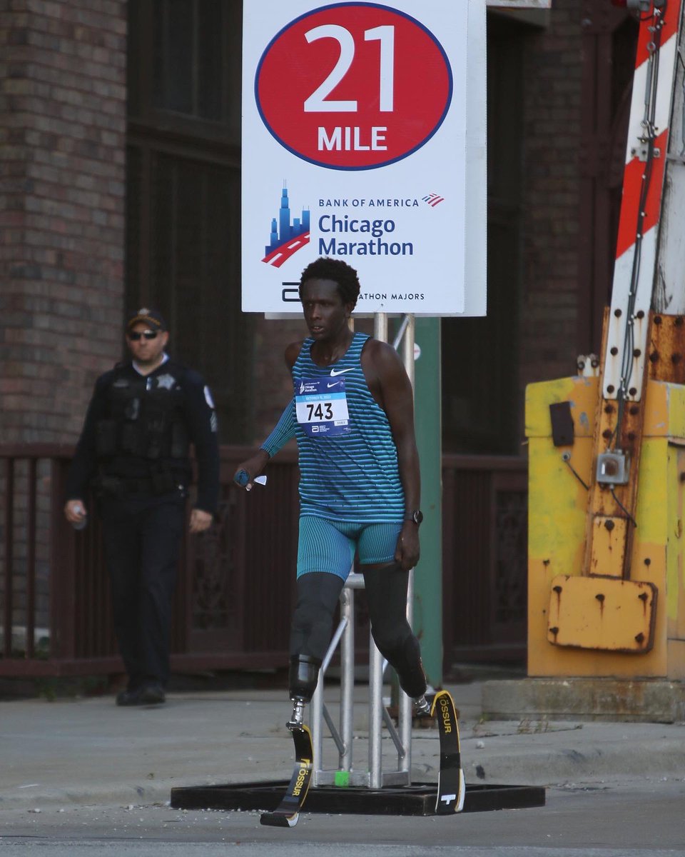 Because you just can’t fix quit. 

#ChicagoMarathon #JustDoIt #Grit #lifewithoutlimitations