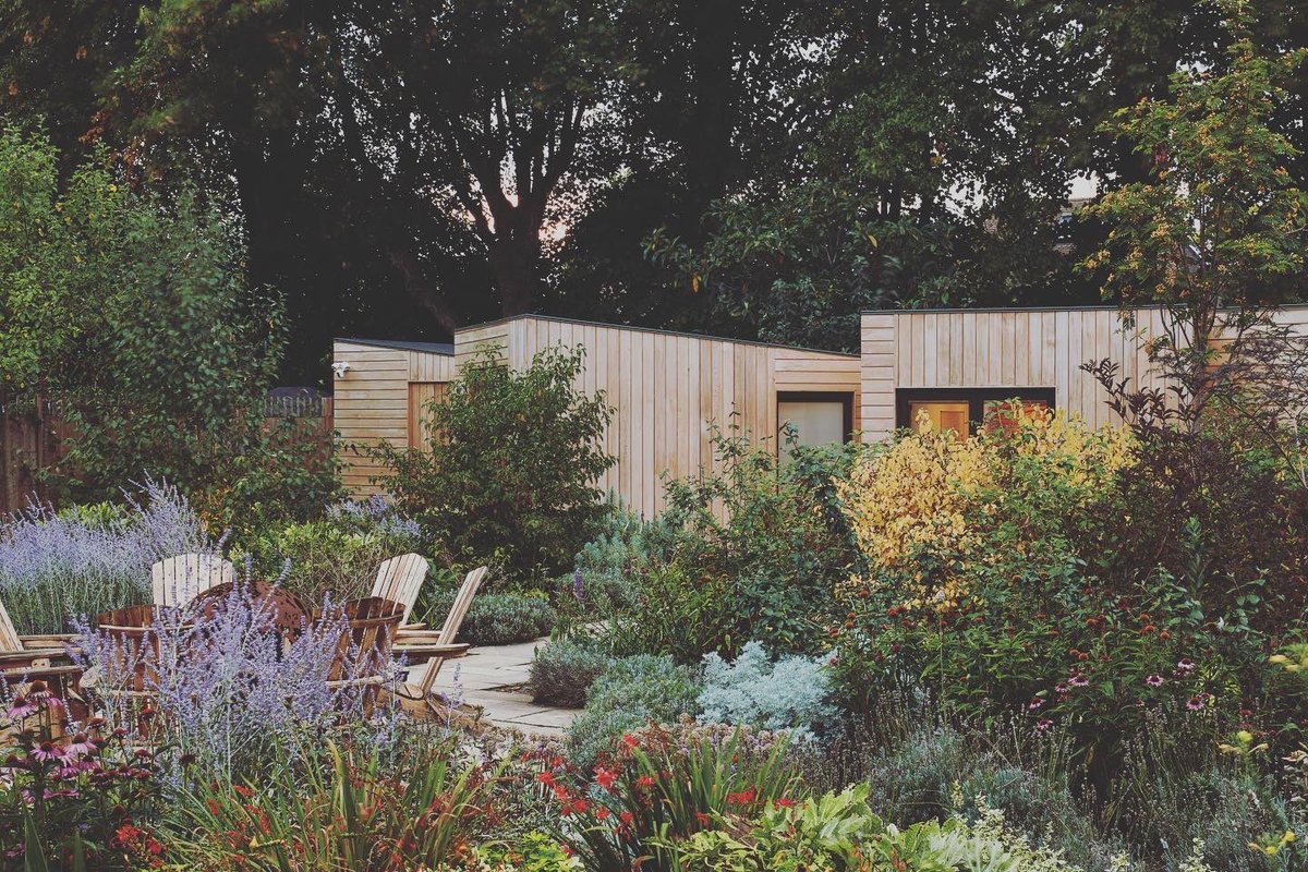 Our clients wanted to complement the house with spaces for both function and to add flexibility to a family home. By adding rooms in the garden we created relaxing rooms away from the house for working, excercise, guest bedrooms and garden storage.