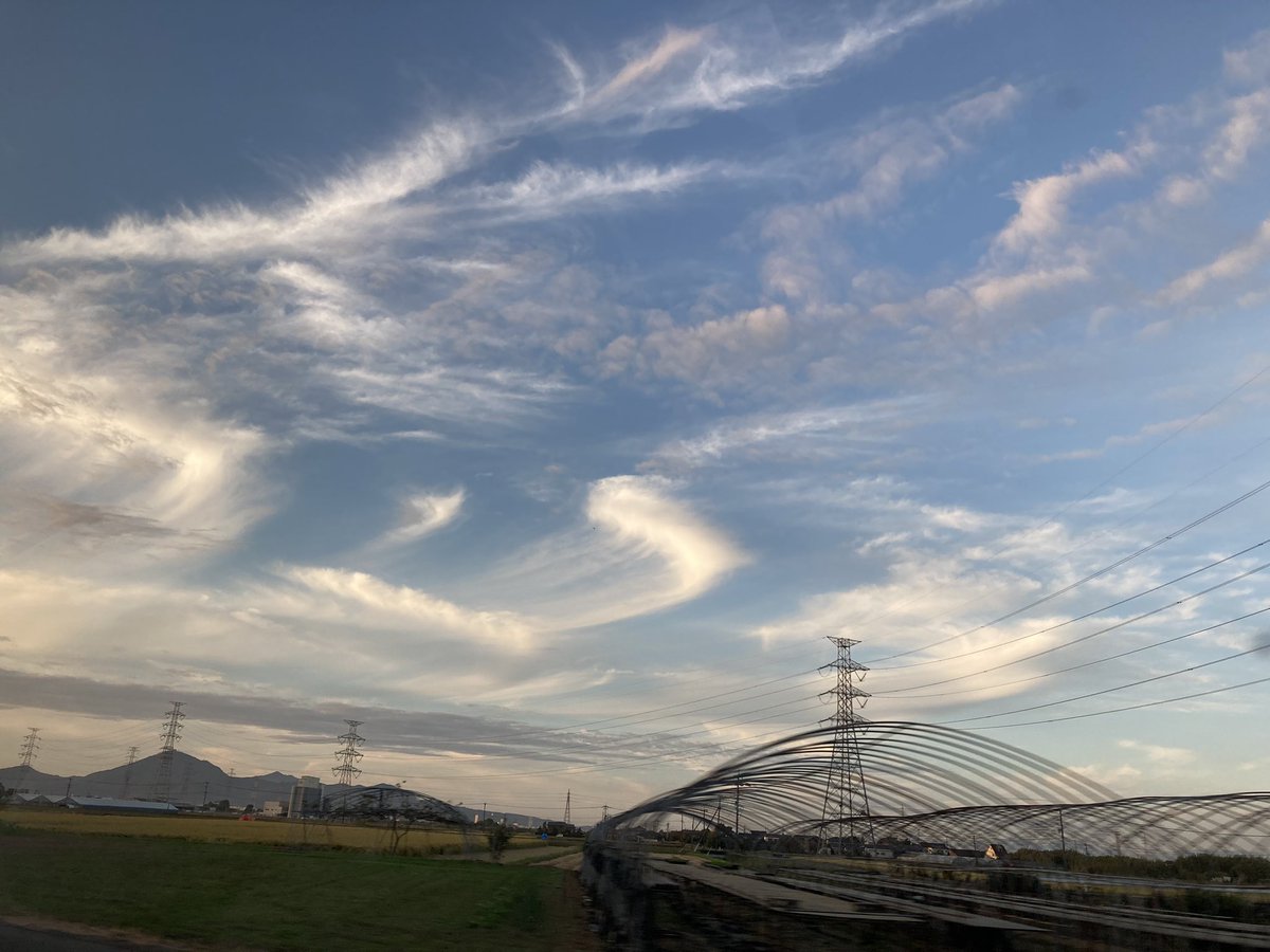 IchinosukeTube's tweet photo. 熊本の空には
龍神様がいらっしゃいました https://t.co/3wM6oelXb8