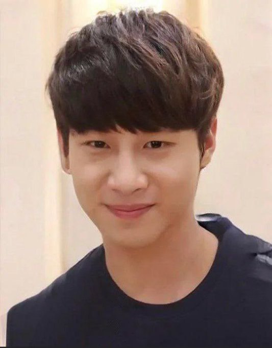 abcvip1818's tweet photo. 这也太帅了吧 https://t.co/Pi21LFdFXT