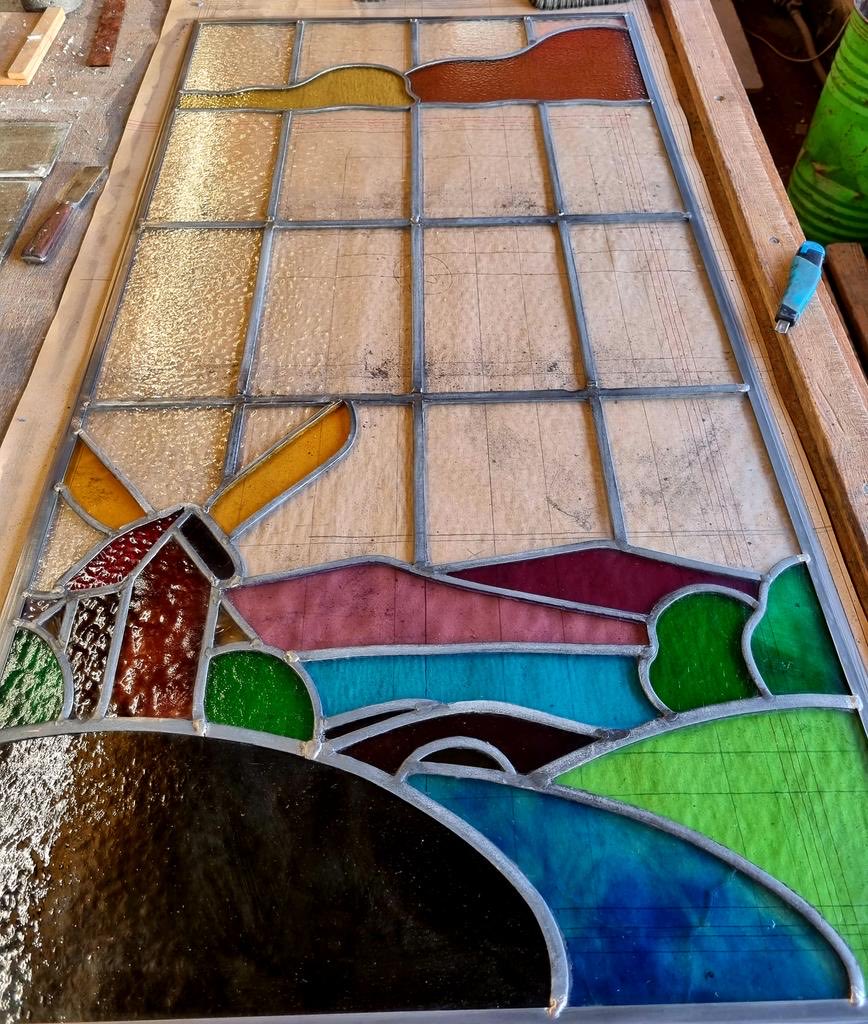 AquaDesignGroup's tweet photo. This leaded light is being re-made and encapsulated into a double glazed unit so that #SBS winner @TaylorsGlass client can enjoy the look of their lovely leaded light and the benefits of modern day double glazing π #TaylorsTeam #LeadedLight #Stockport #PromoteStockport https://t.co/YZJTZ1XiNV