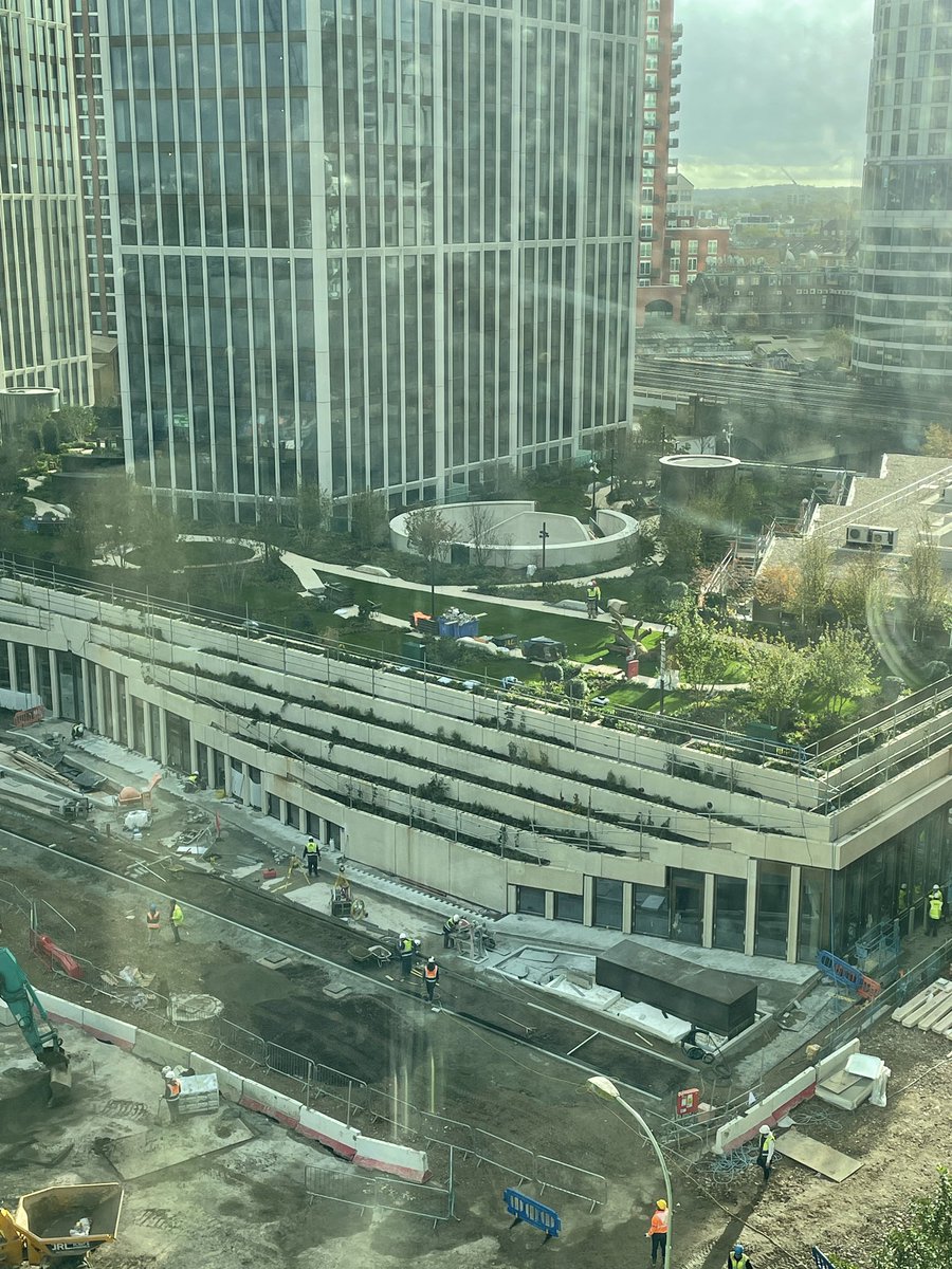 SeeWhyGardens's tweet image. Hello Twitter. Does anyone know who’s designing this garden in London? It’s near Vauxhall, along from the American Embassy on Nine Elms Road. The design is looking really interesting….