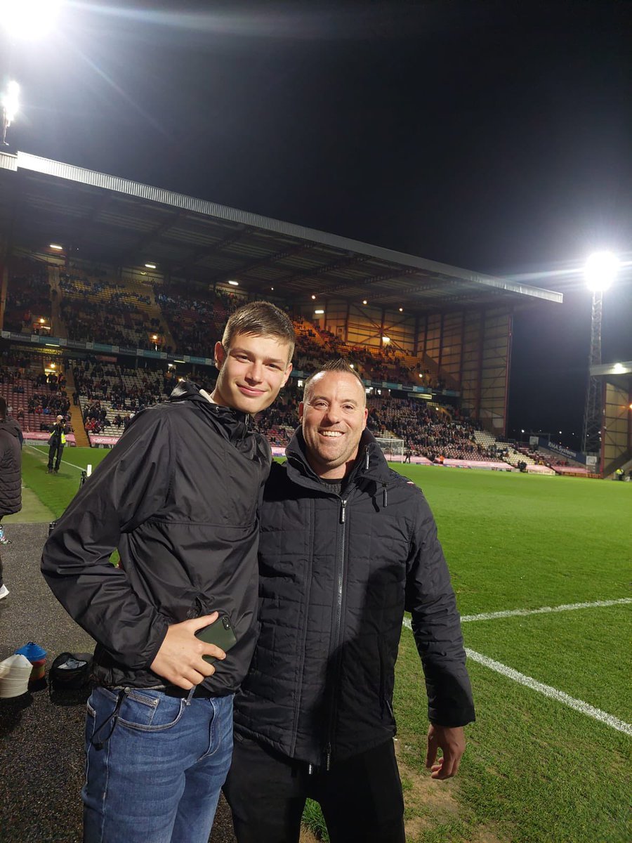 chezachuck's tweet photo. Thank you so much @officialbantams especially Mike Shackleton for making my husbands birthday celebration so special. A night he will never forget! ⚽️ @geoffw66 https://t.co/Kpo7uINO0F