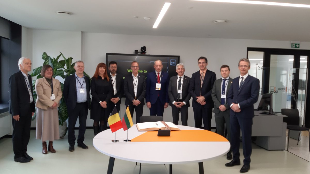 #BELLTU2022 The Belgian academic delegation is @ktuspace in the aim of strenghtening ties between the HEIs and discovering ECIU University space <a href="/WBI_tweet/">WBI</a> @ARESfwb_be <a href="/PDELCOMMINETTE/">PascaleDELCOMMINETTE</a>