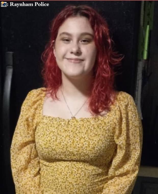 HAVE YOU SEEN HER? @Raynhampd continues to ask for the public's assistance in locating 16-year-old Colleen Weaver who has been missing since October 18th. Police believe she may be in danger. @MariSalazarTV is live in Raynham this morning with the latest. #7News