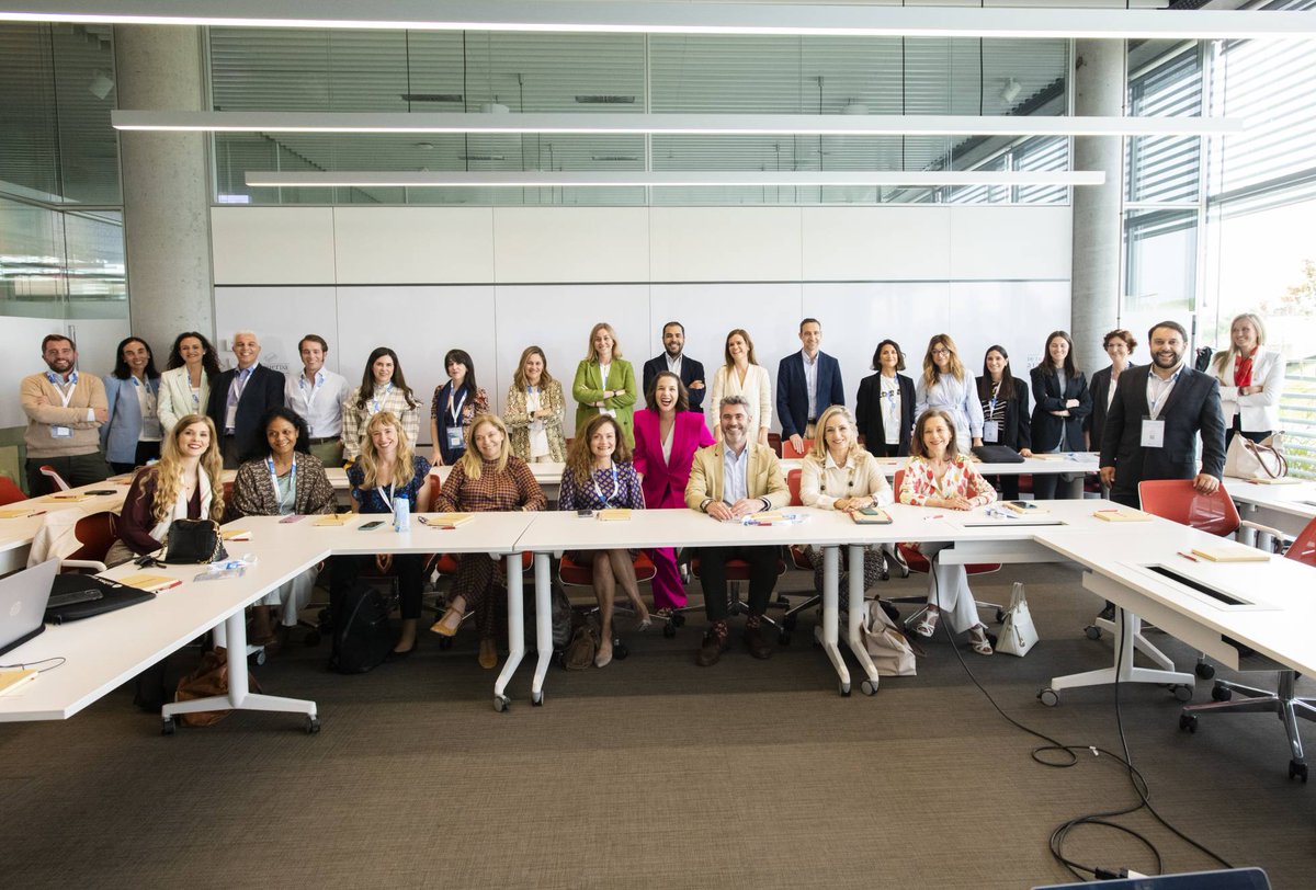 #LegalForum22: La fijación de precios y el arte de la #comunicación, claves en el negocio #legal

✍<a href="/AbadMarce92/">Marce Abad</a>/ <a href="/JosemiMercury/">Josemi Barjola</a>/ <a href="/Carlosbfh/">Carlos B Fernández</a> 

cincodias.elpais.com/cincodias/2022…