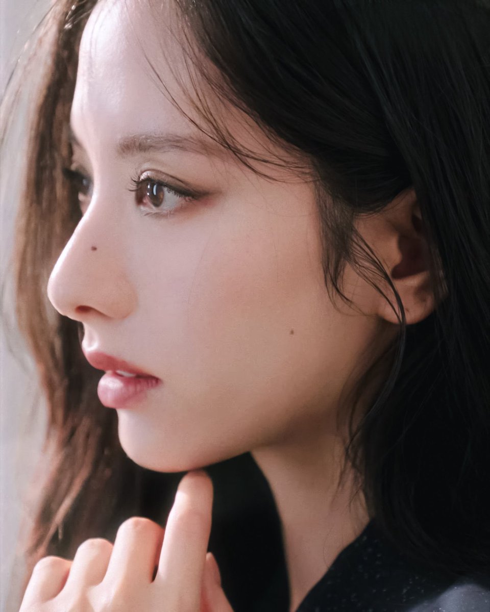bona pics 🍒 tweet media
