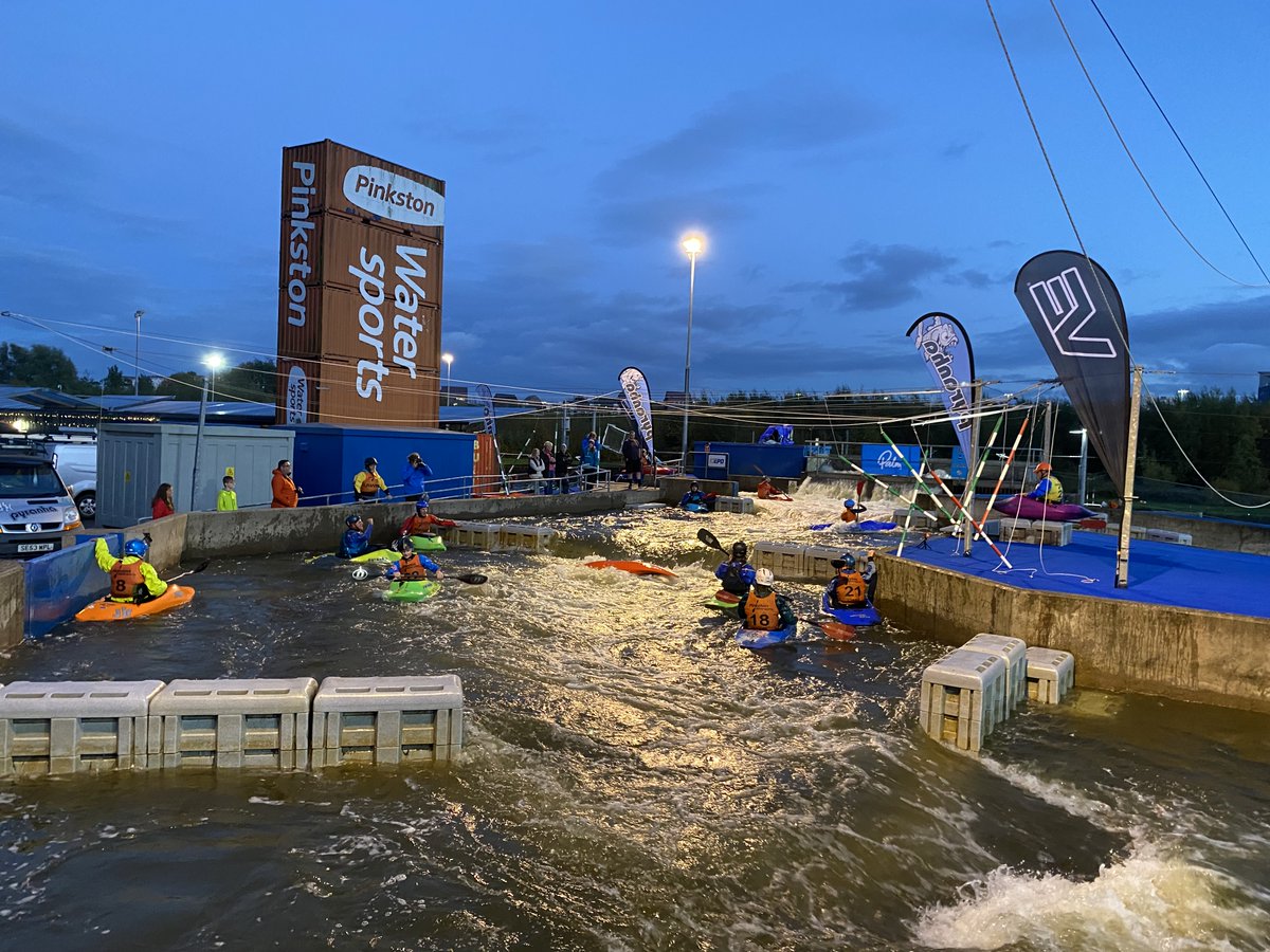 What a fantastic night on Monday for #BrensParkJam!
Huge thanks to <a href="/palmequipment/">Palm Equipment</a> and of course <a href="/BrenOrton18/">Bren Orton</a> for the good vibes 🤙🛶
Did you nail a a new move with Bren? We'd love to see your videos and photos in the comments below!