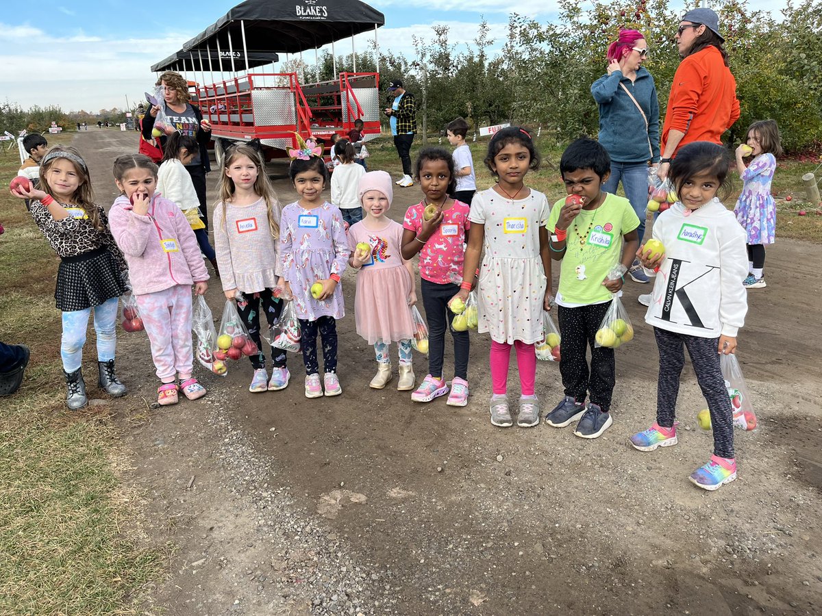 Morse kindergarten students had a fun day at Blake’s Apple Orchard on our first field trip!