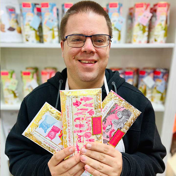 papergardenrecs's tweet photo. 🌱 Our fave charity &amp; artists 🎨 @ARTHOUSE_UNltd is giving away some goodies at our event tomorrow night @Palace_Gardener RSVP to enter the draw! https://t.co/7FhvSptNrF https://t.co/mTdYBGroh2