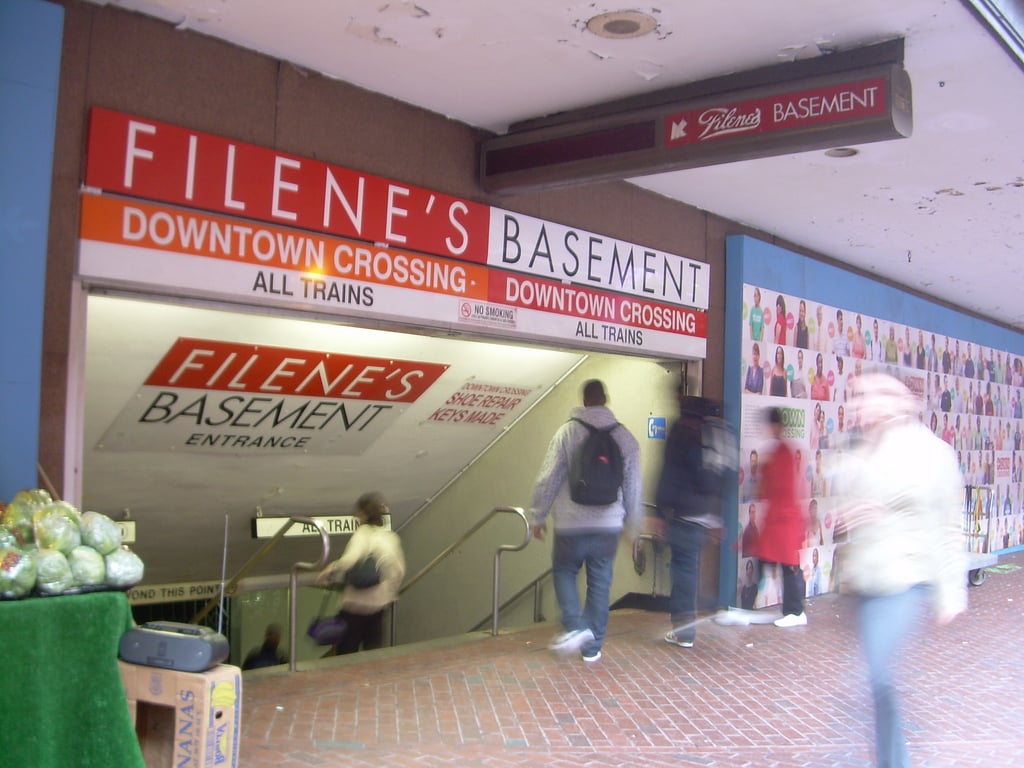 80s and 90s Malls (@80sand90smalls) on Twitter photo 