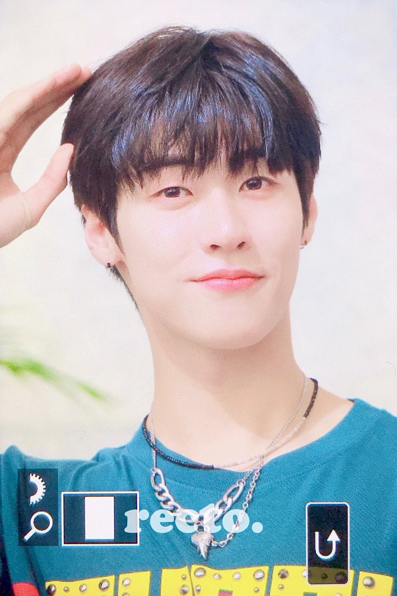 Recto1031's tweet photo. 221026 미니팬미팅 프리뷰

승협오빠 얼굴 짱이당🤭

#엔플라잉 #Nflying #이승협 #LeeSeungHyub #JDON #preview https://t.co/iEYdslU8OY