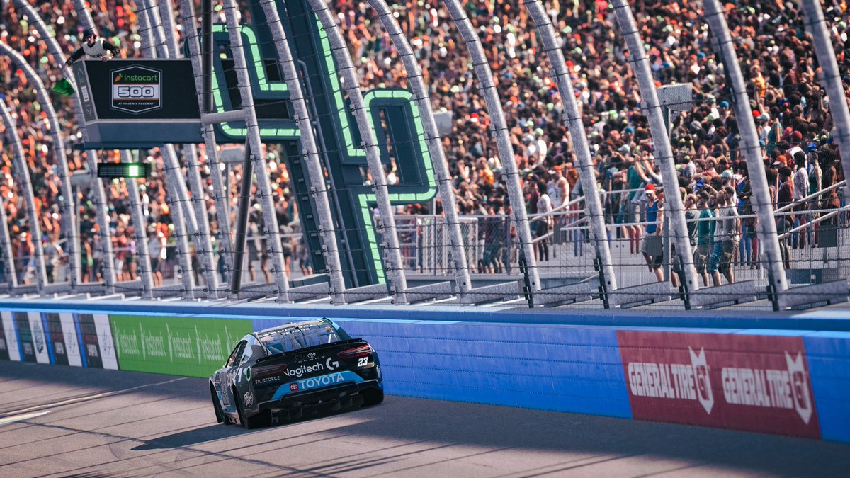 That’s a wrap on our 2022 @eNASCARCocaCola campaign 🏁 Pretty pleased with P6/P7 (Tie breaker pending) in the championship! A win, a pole & a lot of adversity to overcome lead to an overall solid season. @23XIRacing @CoandaEsports