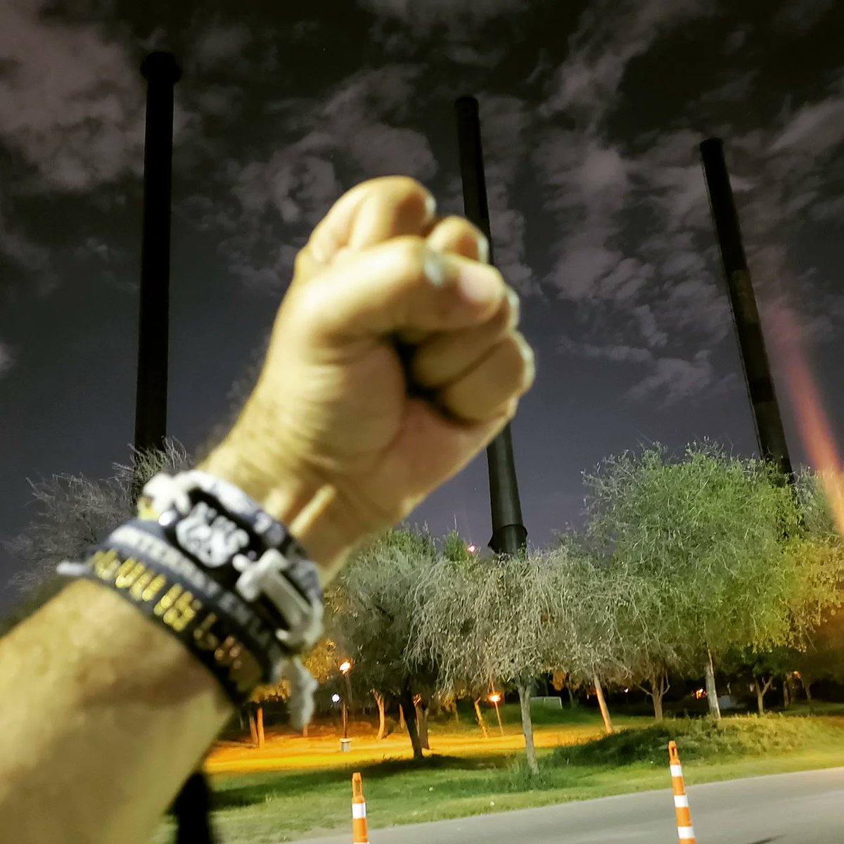 lozanohector's tweet photo. #AmorYPaz
#HeyHeyHeyRiseUp
#DulceHuéspedDelAlma
El proceso de #transformación es una decisión…
… que dará el impulso para continuar con dos elementos claves #fortaleza & #resistencia
https://t.co/BOOskxJSOB
#AdaptArte
#SuperArte
#MotivArte
#InspirArte
#EnLaVidaYEnLaCancha https://t.co/QrwCiiP5ar