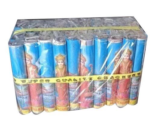 De80043682Akash's tweet photo. Crackers in Diwali is good. But, having images of our goddess on it and blasting it into pieces is not, replace it with anything other than gods and people we admire.
लक्ष्मी माते के चित्र को अनेक तुकडो मे होता हुआ क्या भक्ती करणे वालो को दुःख न���ही होता? #laxmi #Diwali2022 https://t.co/1K9Y8qPNnd