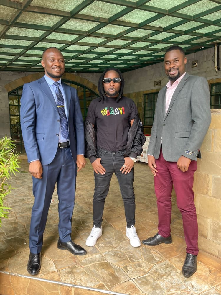 EvansquezN's tweet photo. Hon Munoko did a research & found out that Goldman Sachs estimates that music revenue could reach 131 billion dollars by 2030 supported by spike in music streaming around the globe.
#SuperSenator
Mheshimiwa Raidon https://t.co/CjZl1cJbfi