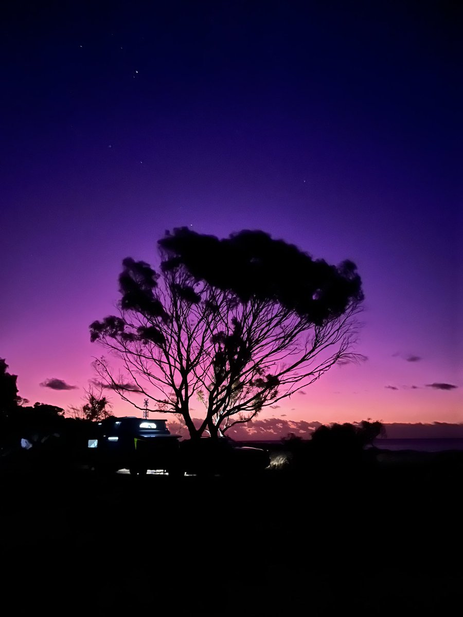 Beautiful sunset captured last night, not quite over water but it wasn’t far away. #3/4LapoftheMap